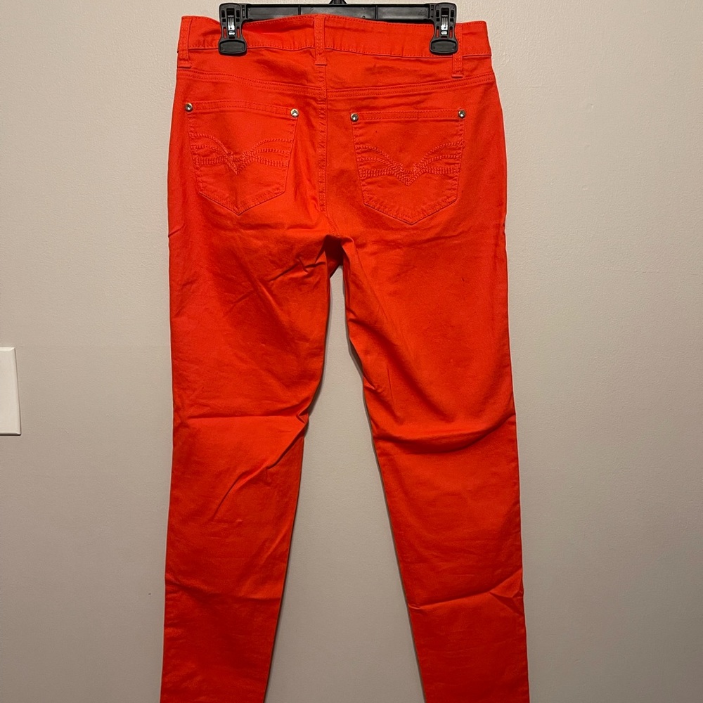 New Directions Skinny Jeans - Picture 2 of 5